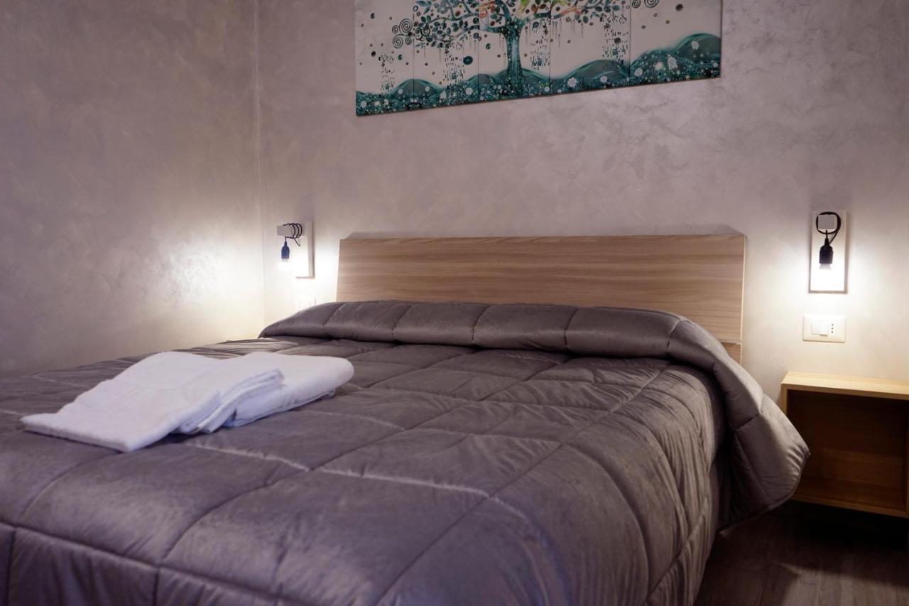 Roma Tourist Lease Hotel Acilia Exterior foto