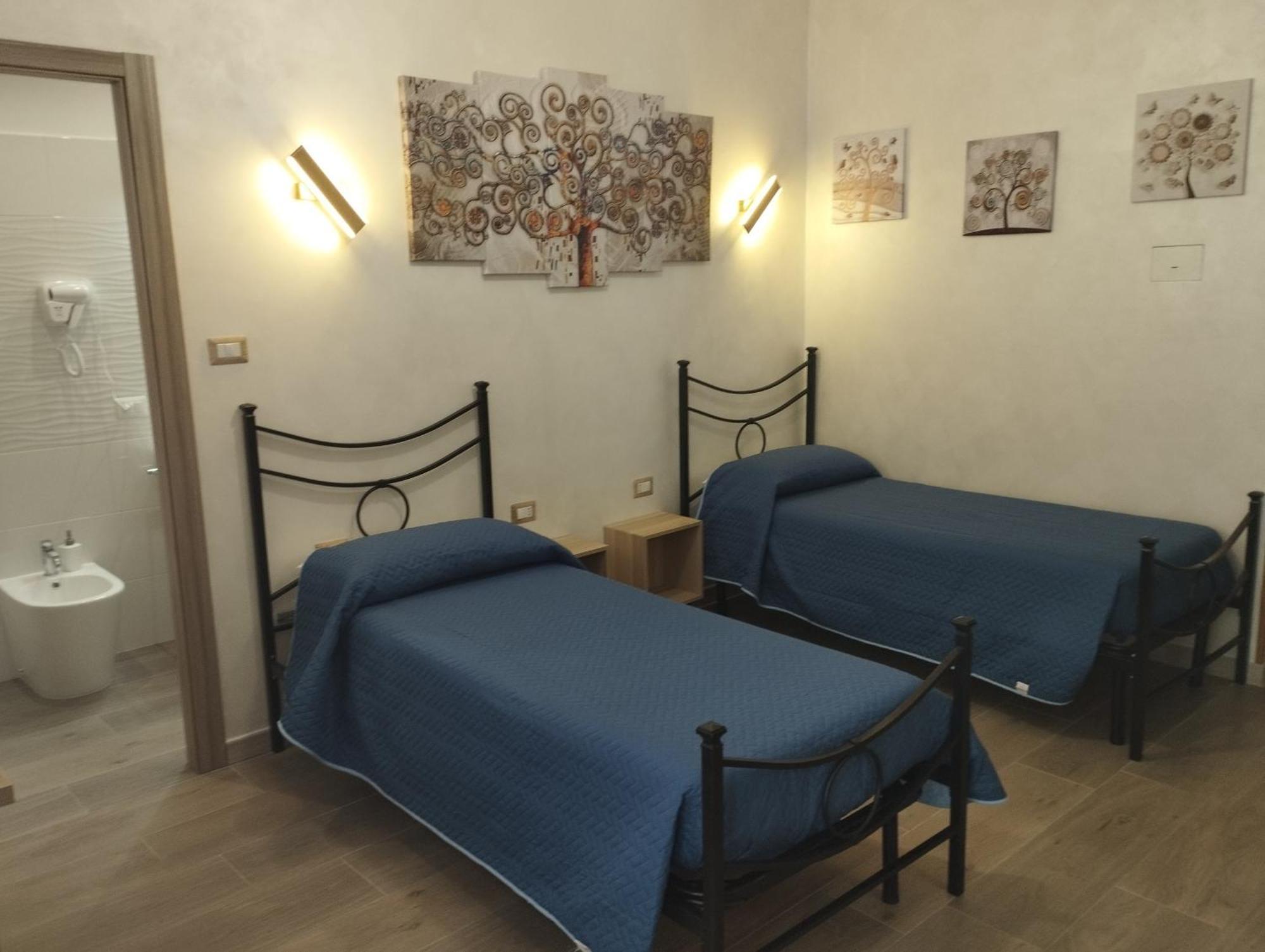 Roma Tourist Lease Hotel Acilia Cameră foto
